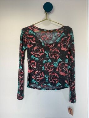 Mudd Long Sleeve Floral Scoop Neck Top - Coral & Teal on Charcoal